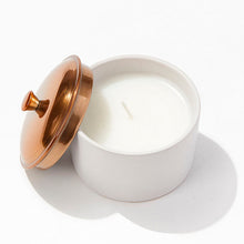 Cargar imagen en el visor de la galería, Vela Hygge Tobacco + Vanilla