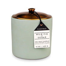 Cargar imagen en el visor de la galería, Vela Hygge Wild Fig + Cedar