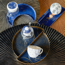 Cargar imagen en el visor de la galería, Set de 2 Tazas y Platos Serie Cosmos
